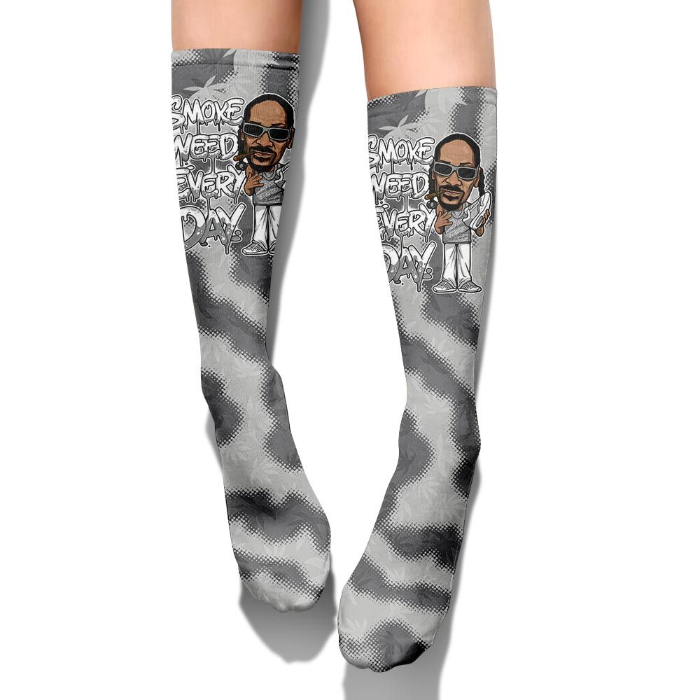 Sock To Match Retro Wet Cement 4s - Smoking Every Day Graphic Weeding Art