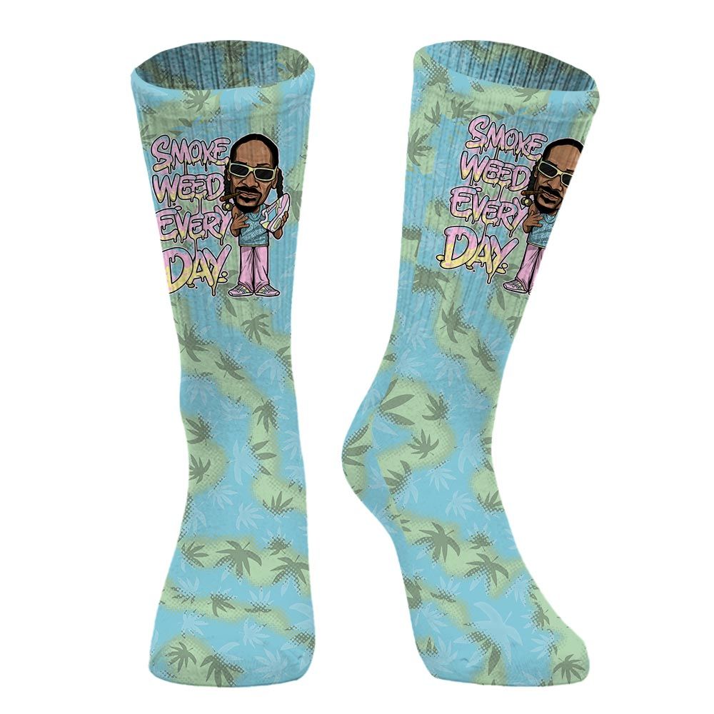 Sock To Match SB Dunk Low Visty - Smoking Every Day Graphic Weeding Art