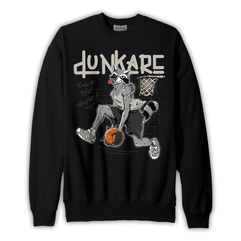 Sweatshirt To match SE Sail Summer 5s Sweatshirt - Basketball Raccoon Graphic