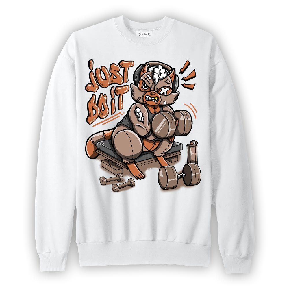 Sweatshirt To match OG Latte 1s Sweatshirt - Working Out Raccoon Graphic