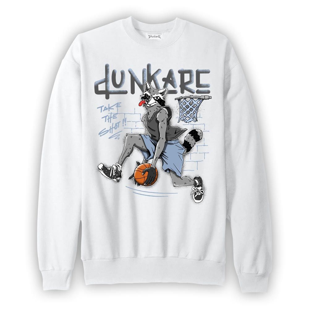 Sweatshirt To match Reverse Oreo 6s Sweatshirt - Basketball Raccoon Graphic