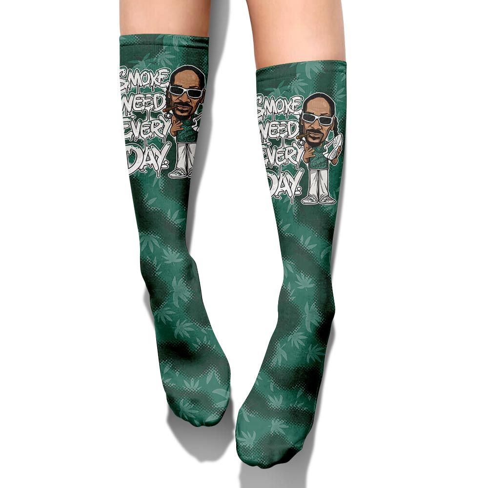 Sock To Match Oxidized Green 4s - Smoking Every Day Graphic Weeding Art
