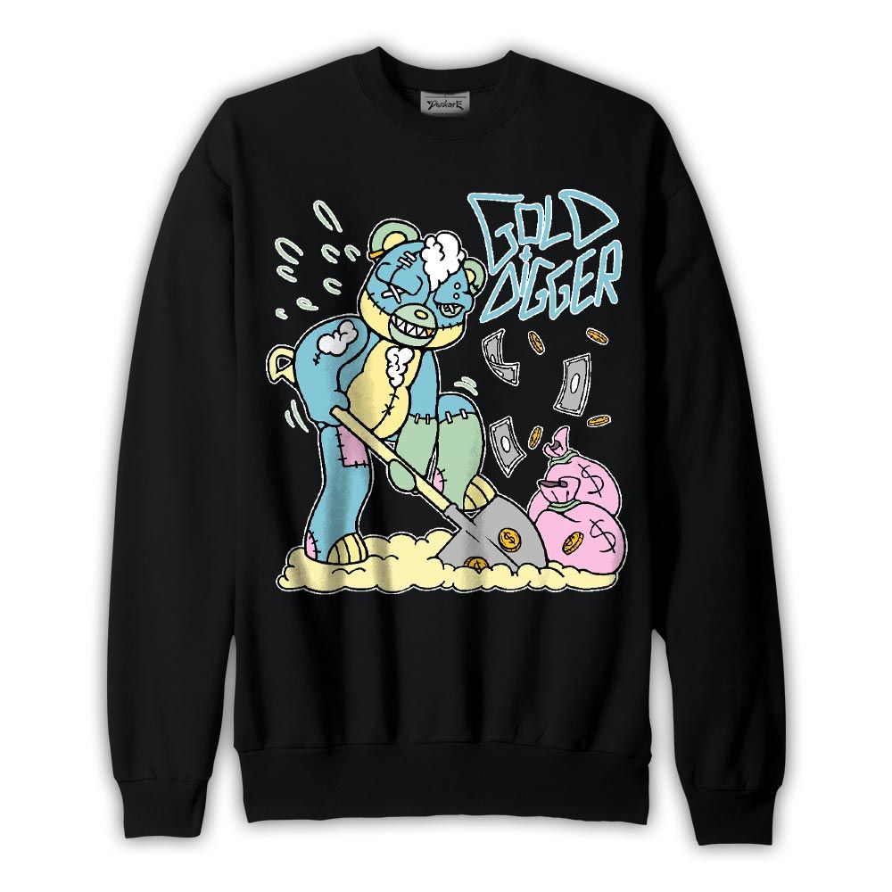 Sweatshirt To match SB Dunk Low Visty Sweatshirt - Goal Digger Hugz Graphic