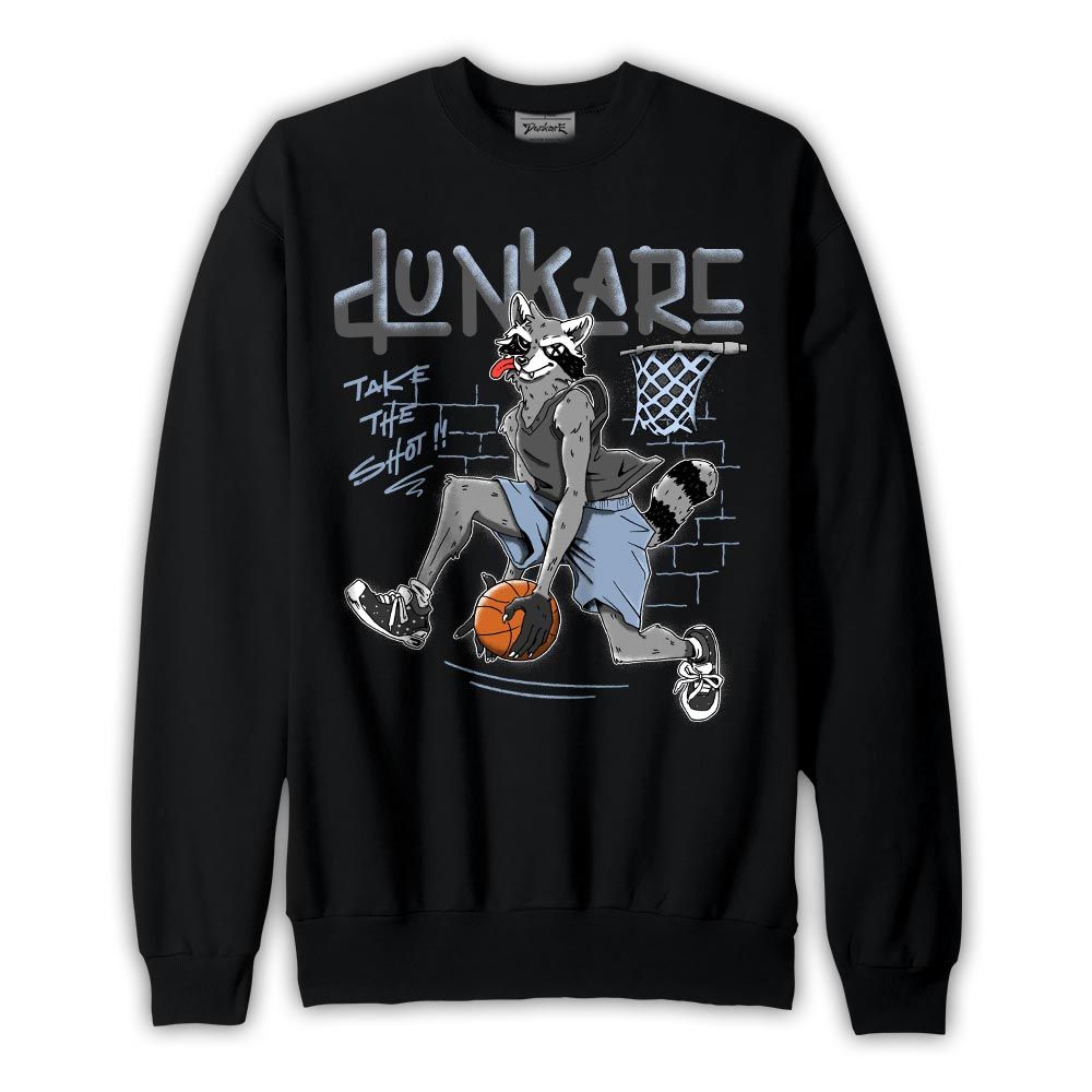 Sweatshirt To match Reverse Oreo 6s Sweatshirt - Basketball Raccoon Graphic